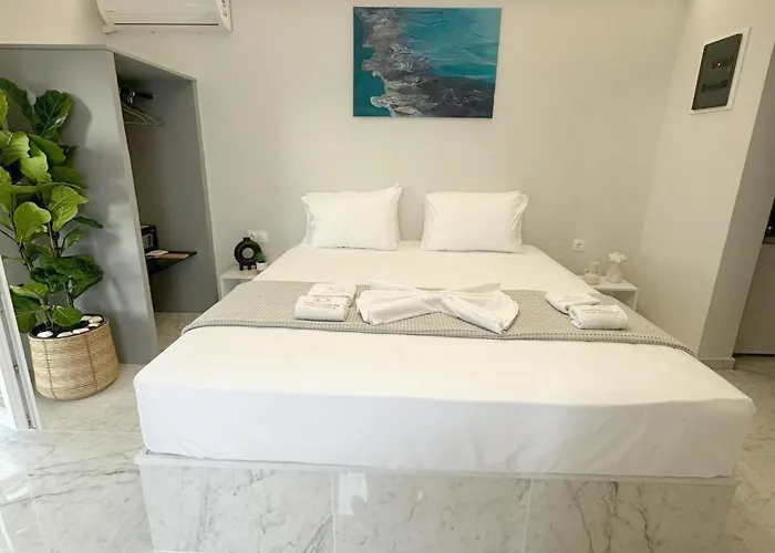 Mora 아파트호텔 Mandrakia