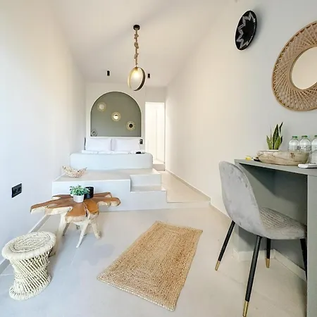 Mora Apart Otel Mandrakia