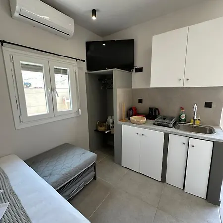 Apartahotel Mora Mandrakia