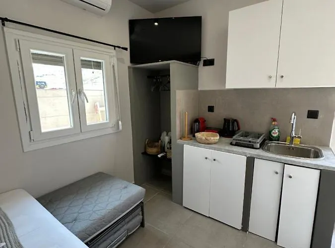 Lejlighedshotel Mora Mandrakia